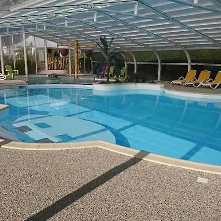 Mobilhome 4 Etoiles - Piscine - Eeieif Ferienhaus Saint-Jean-de-Monts