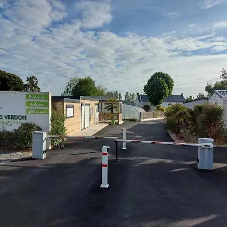 Mobilhome 4 Etoiles - Piscine - Eeieif
